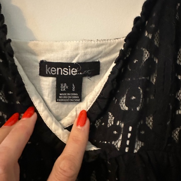 Black and white lacy camisole. Kenzie. size L - Picture 5 of 5